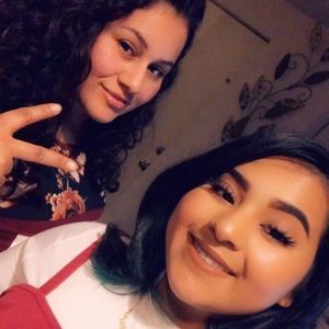 Meet your Posher, Esmeralda